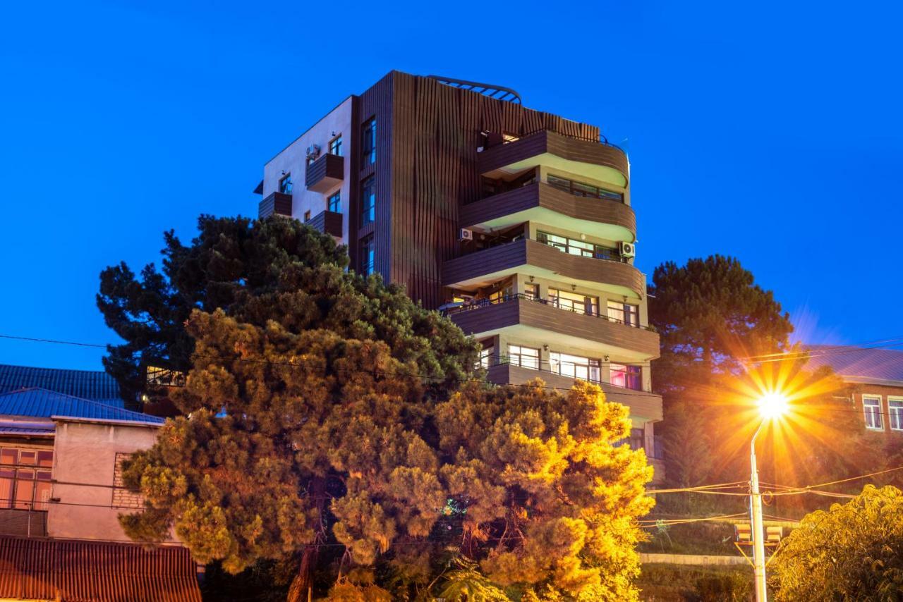 Tonusi Luxe Hotel In The Historic City Center Тбилиси Экстерьер фото